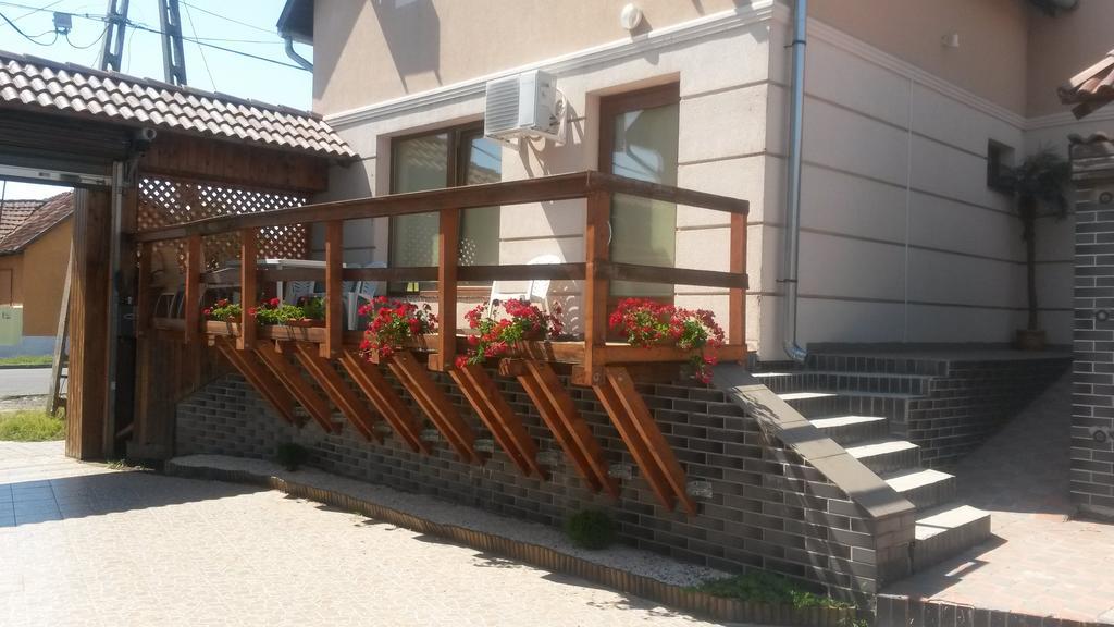 Abszolut Hotel Es Panzio Nyírbátor Cameră foto